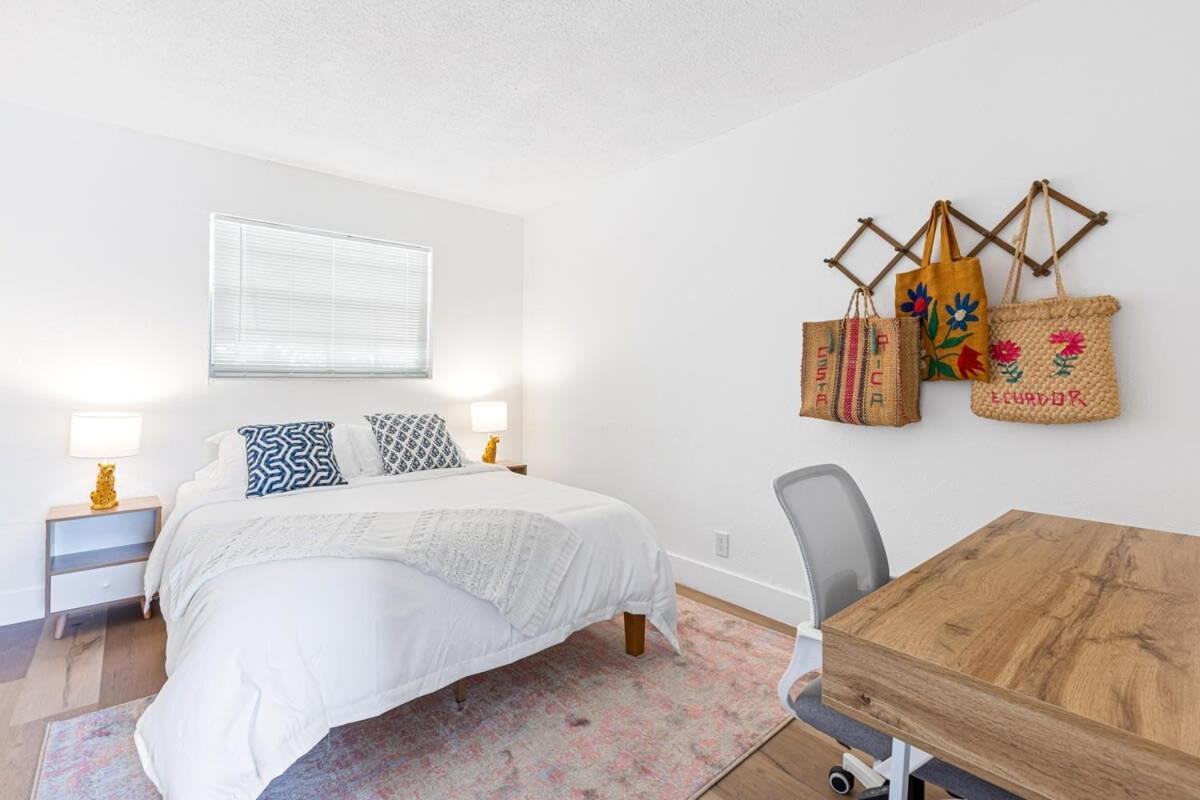 Lovely 2 Bedroom Condo In Sailboat Bend Fort Lauderdale Eksteriør billede