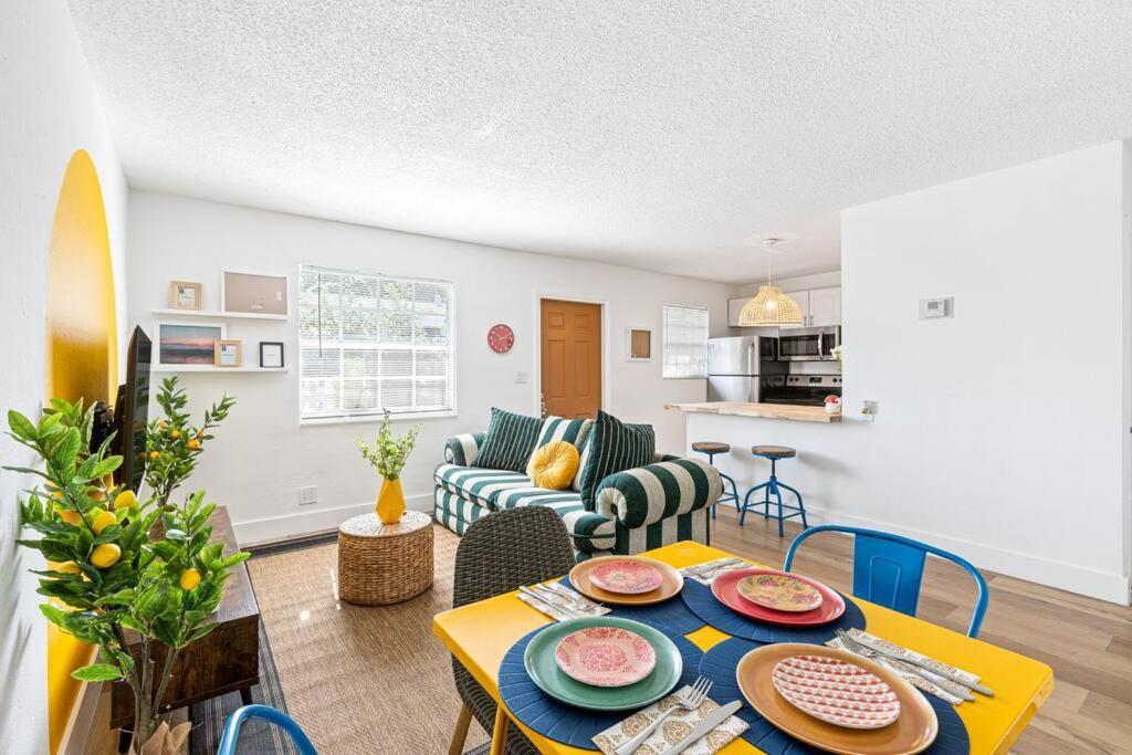 Lovely 2 Bedroom Condo In Sailboat Bend Fort Lauderdale Eksteriør billede